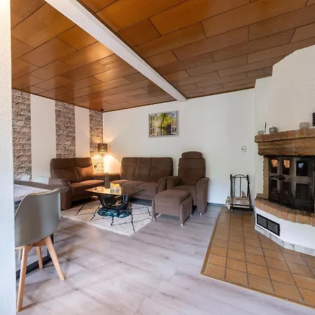 Semesterbostad Serene In *