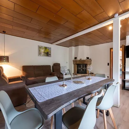 Serene By The Moselle Nehren