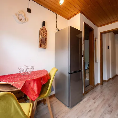 Serene By The Moselle Nyaraló Nehren