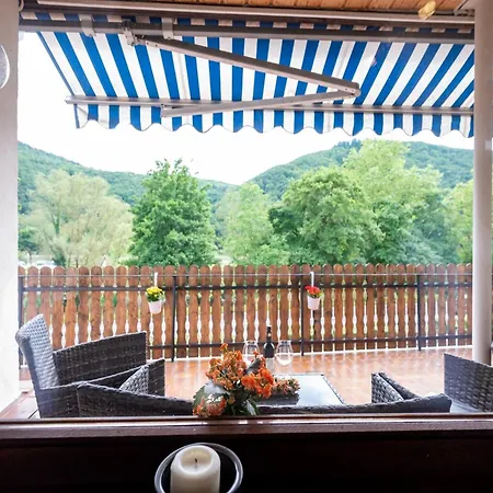 Serene By The Moselle Nehren