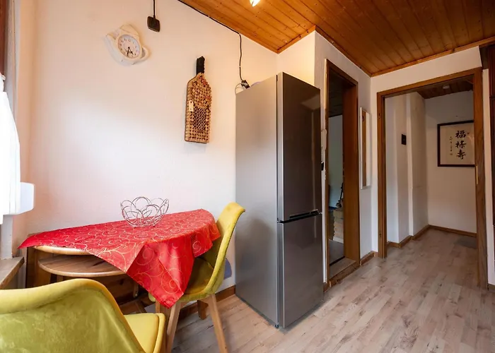 Serene By The Moselle Semesterbostad Nehren (Rhineland-Palatinate)