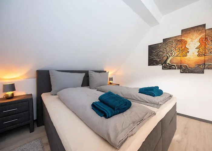 Serene By The Moselle Nehren (Rhineland-Palatinate)