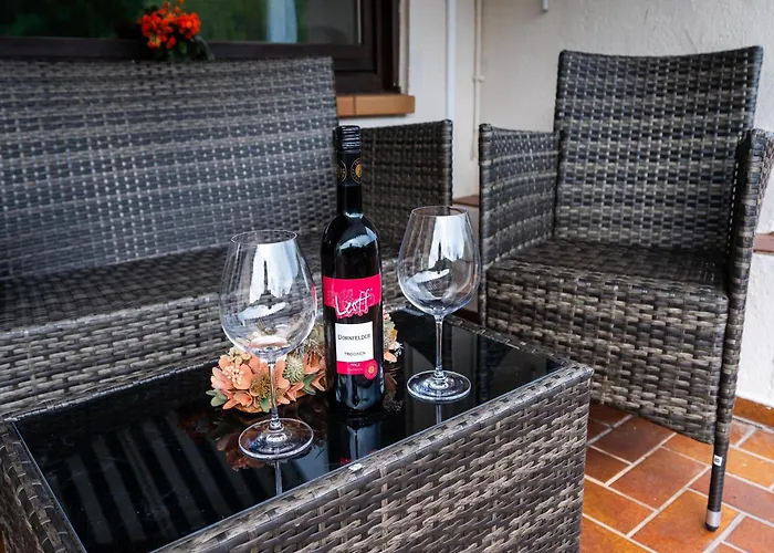 Serene By The Moselle * Nehren (Rhineland-Palatinate)