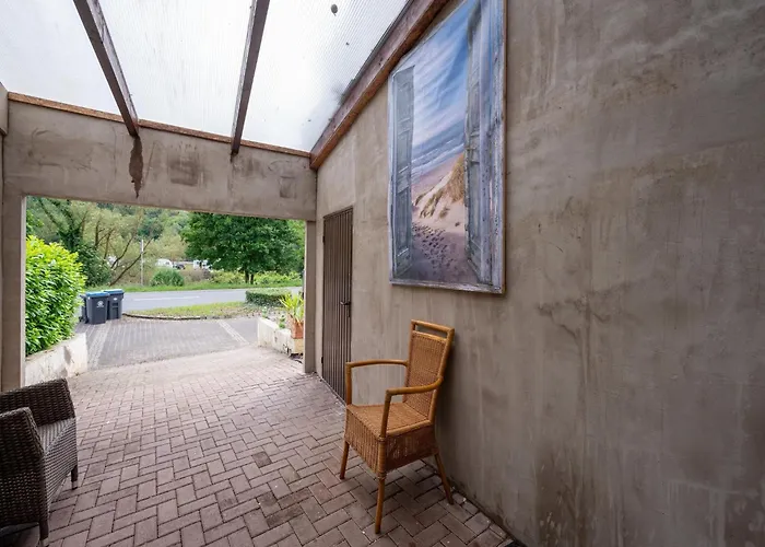 Semesterbostad Serene By The Moselle